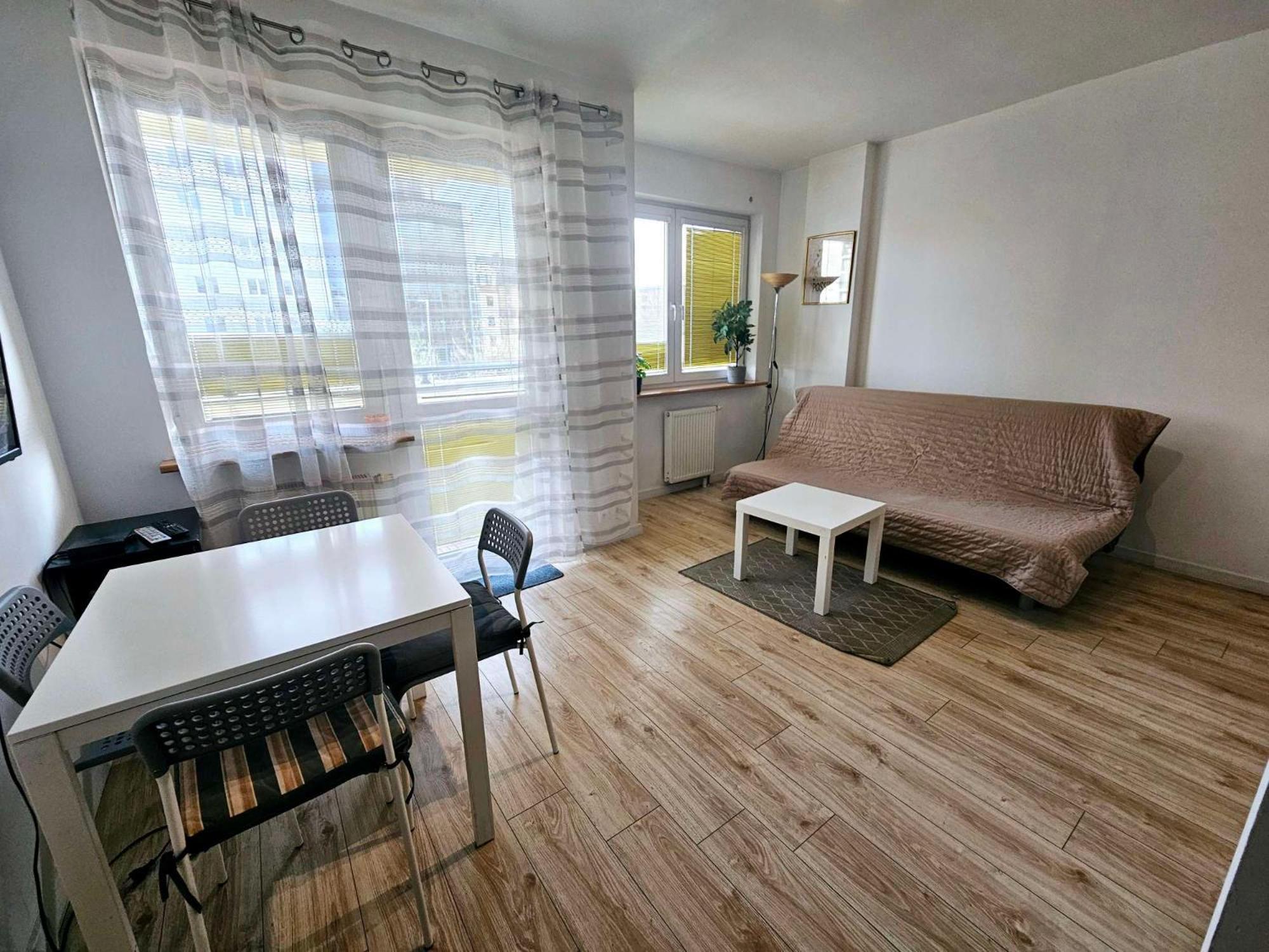 Green Kabaty Apartment 3 ワルシャワ エクステリア 写真